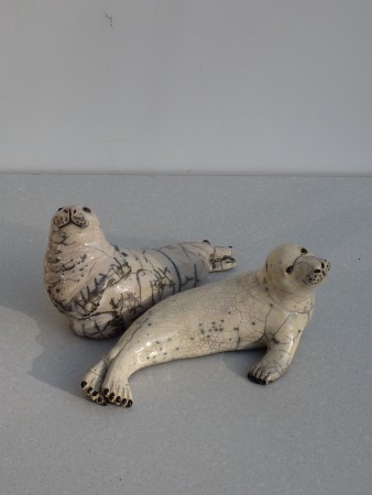 Otaries (L=22cms H=10cms)